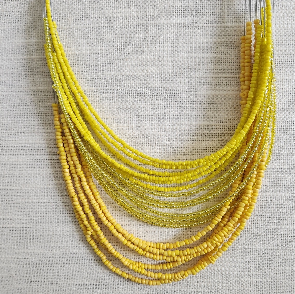 🆕️Beaded Yellow STATEMENT  NECKLACE with silvertone cord and clasp